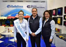 Maria Clara, Gonzalo Luzuriaga and Gabriela Meneses of BellaRose and Rose Connection. This Ecuadorian rose farm is present at the IPM Essen for the first time.